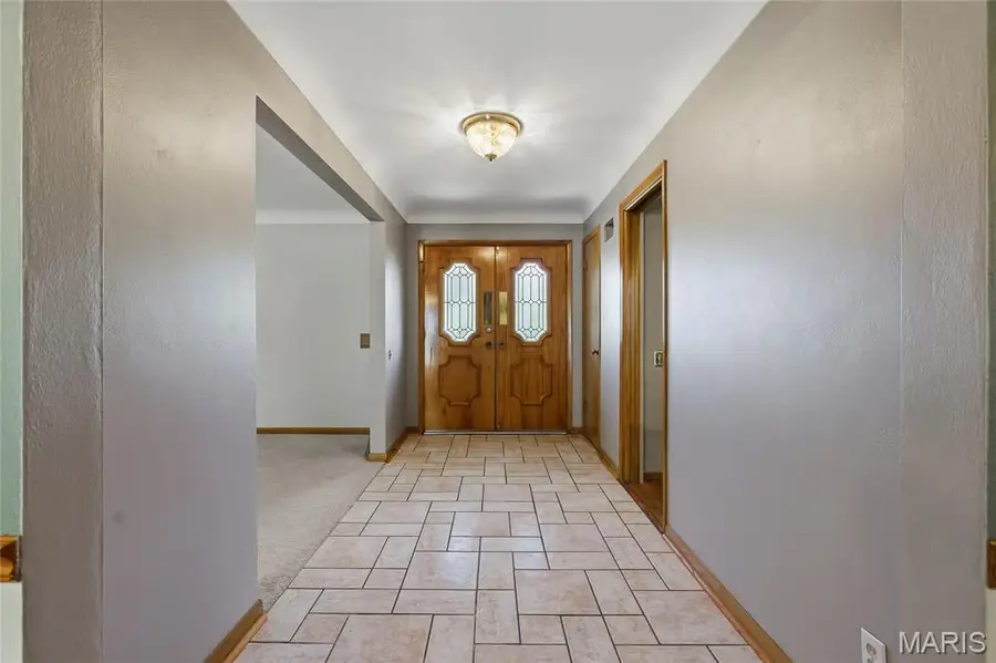 10000 Stonell Drive, Affton, MO 63123 - #2