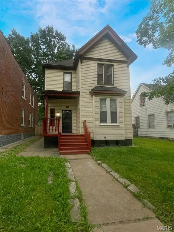6216 Virginia Avenue, Saint Louis, MO 63111 - #1