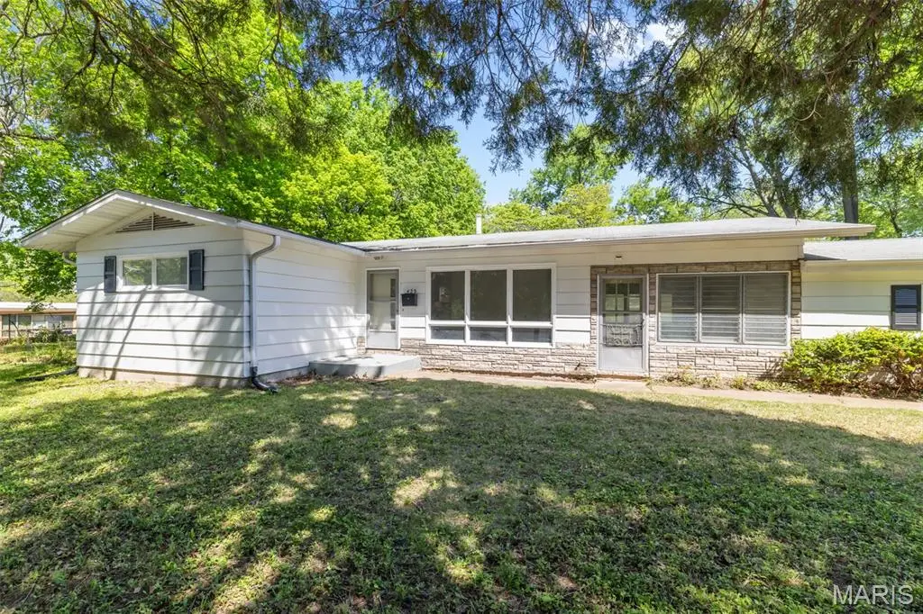425 Powell Avenue, Saint Louis, MO 63135 - #1