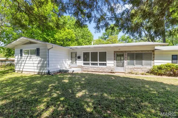 425 Powell Avenue, St Louis, MO 63135