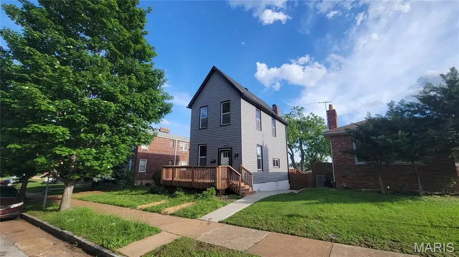 3712 Phillips Place, Saint Louis, MO 63116 - #2