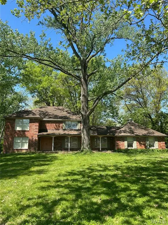 2055 N Ballas Road, Des Peres, MO 63131 - #1