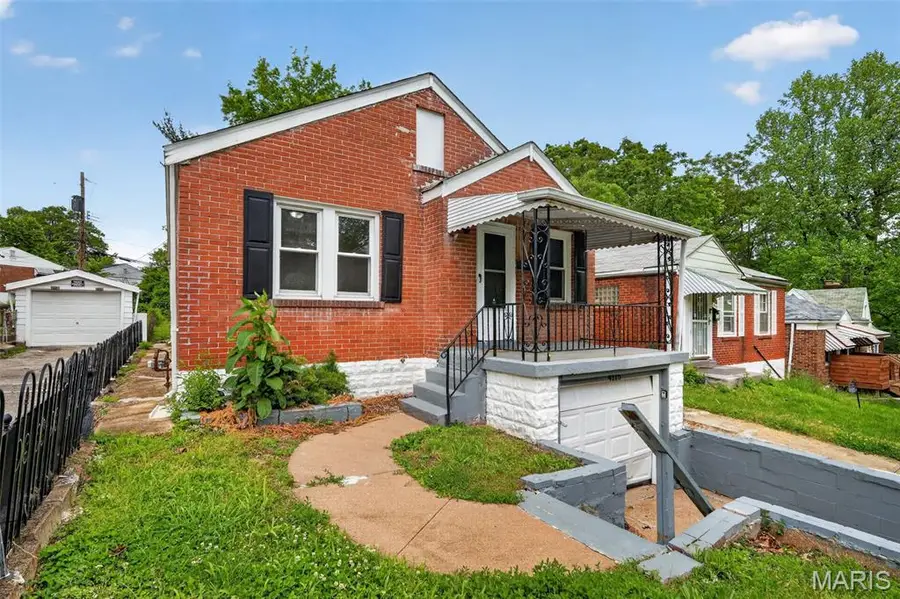 4115 Begg Boulevard, Saint Louis, MO 63121 - #3