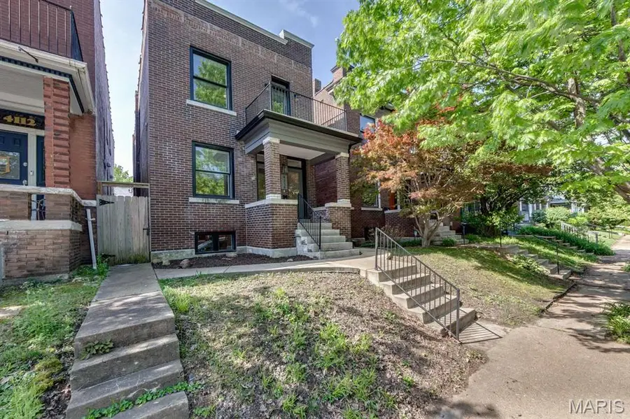 4116 Flad Avenue, Saint Louis, MO 63110 - #2