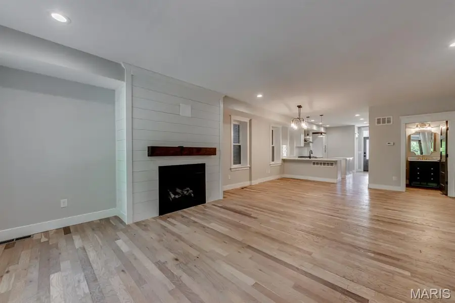 4116 Flad Avenue, Saint Louis, MO 63110 - #3
