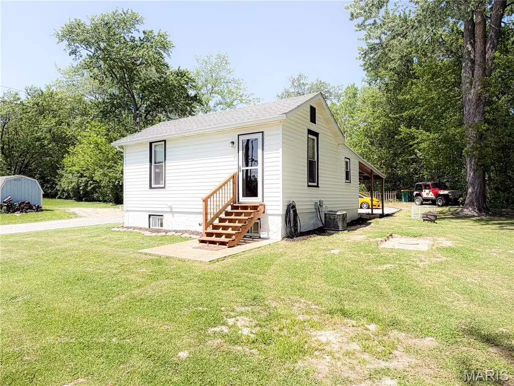 1121 2nd Avenue, Belleville, IL 62220 - #1