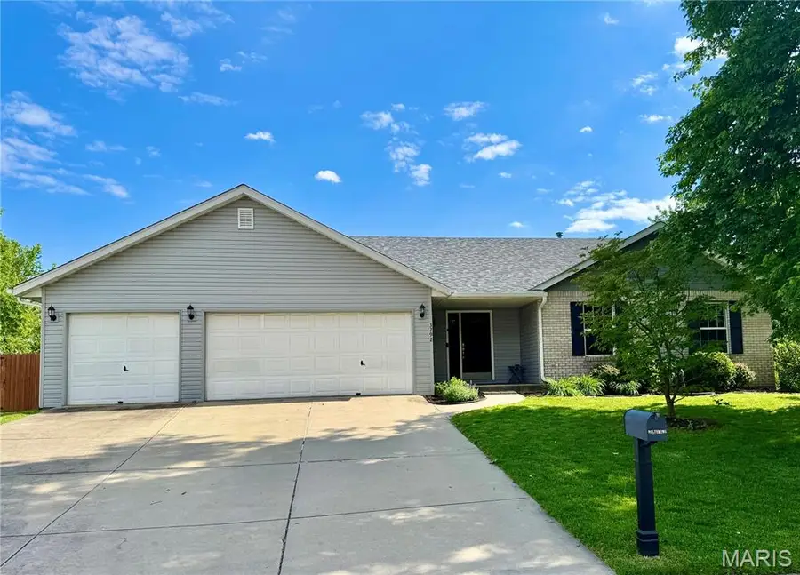 3292 Cedarspring Court, Belleville, IL 62221 - #2
