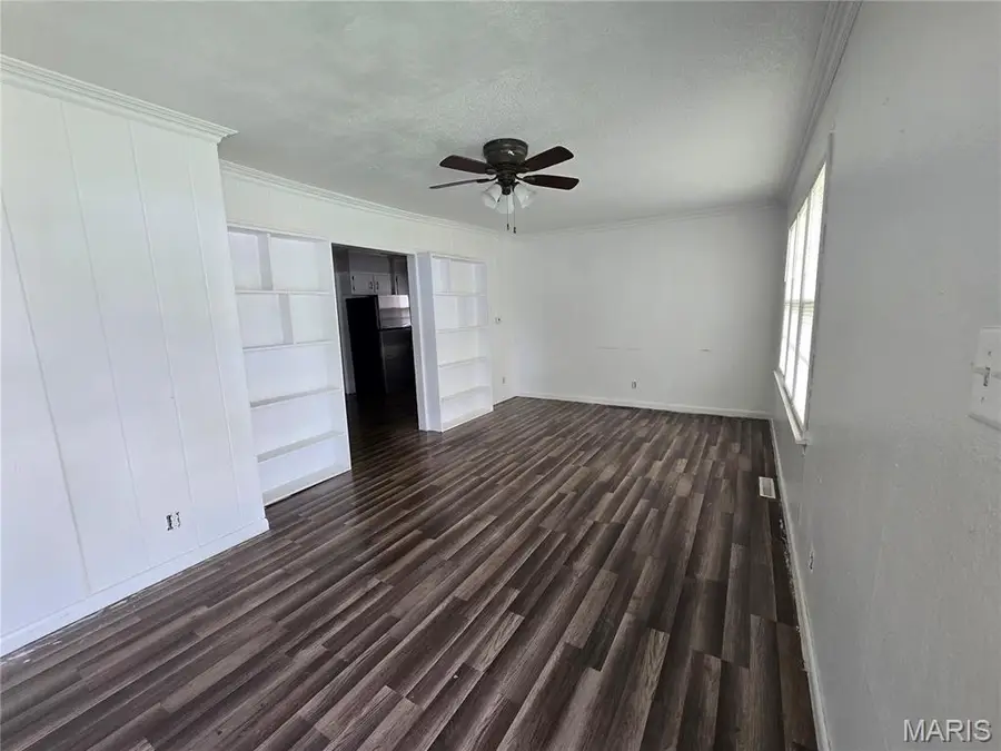 801 N Poplar Street, Dexter, MO 63841 - #3