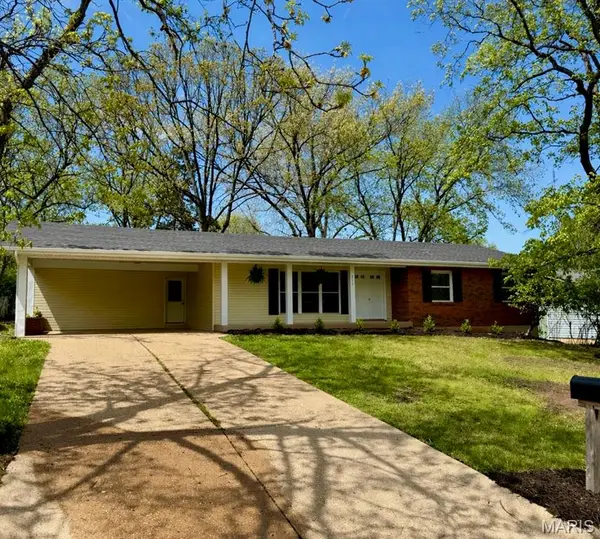 215 Circle Drive, Owensville, MO 65066