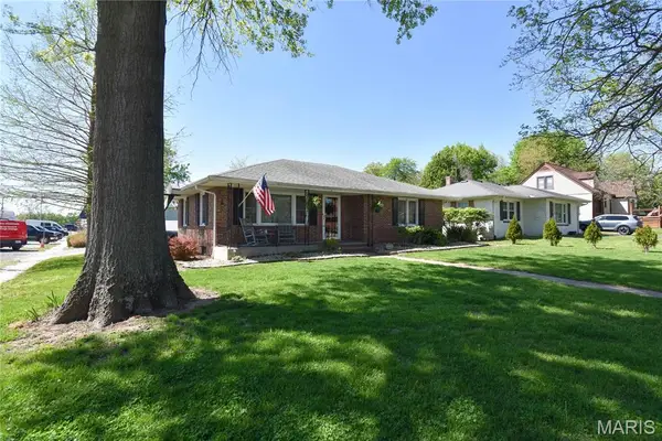 100 N Franklin Street, Bunker Hill, IL 62014