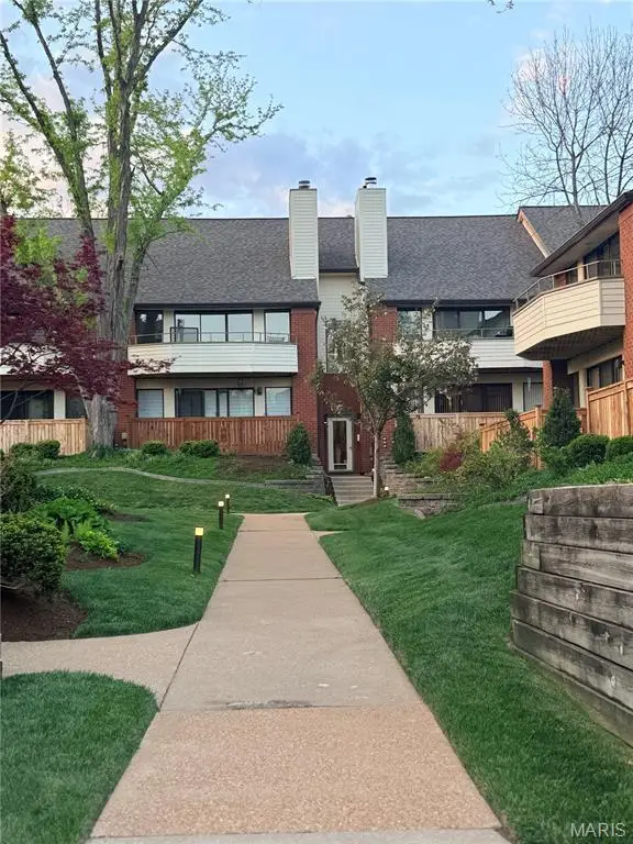 5575 Waterman Boulevard #B, Saint Louis, MO 63112 - #2