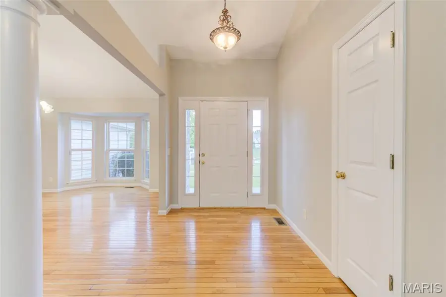 819 Hidden Spring Drive, Saint Charles, MO 63304 - #3