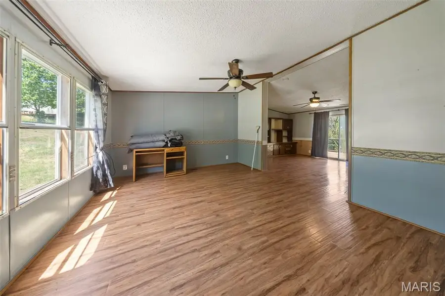30125 Sunnyside Road, Richland, MO 65556 - #3