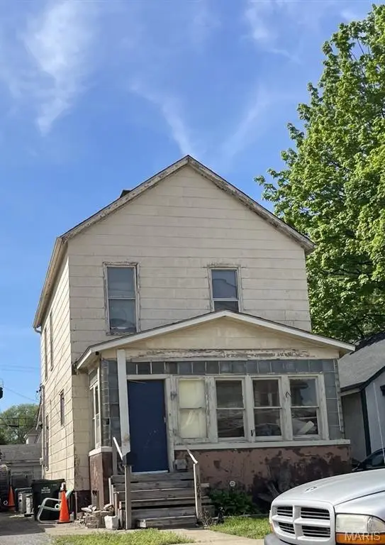 1664 5th Street, Madison, IL 62060 - #1