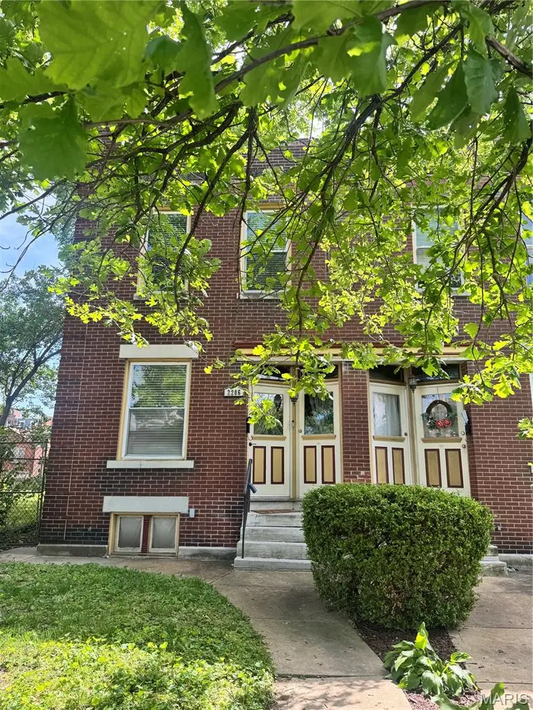 2206 Victor Street, Saint Louis, MO 63104 - #1