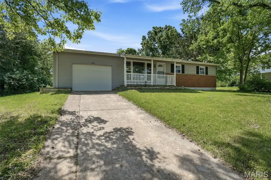 3026 Nettie Drive, Oakville, MO 63129 - #2