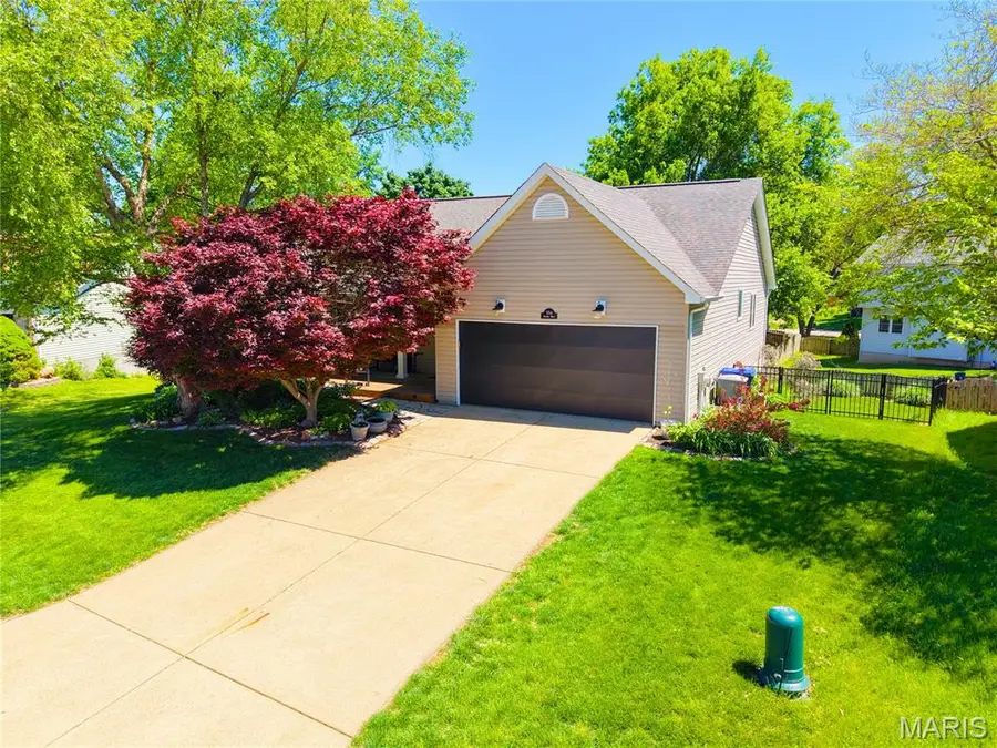 554 Prentice Drive, Saint Peters, MO 63376 - #2