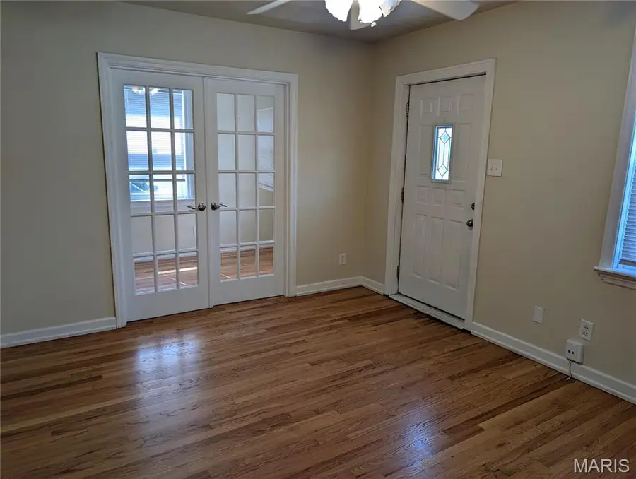 20 Derhake Road, Florissant, MO 63031 - #2