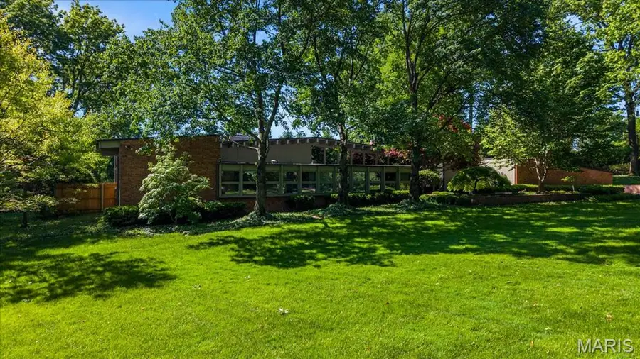 50 Creekwood Lane, Saint Louis, MO 63124 - #2