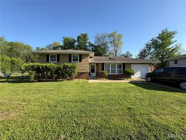 123 Hull Drive, Waynesville, MO 65583