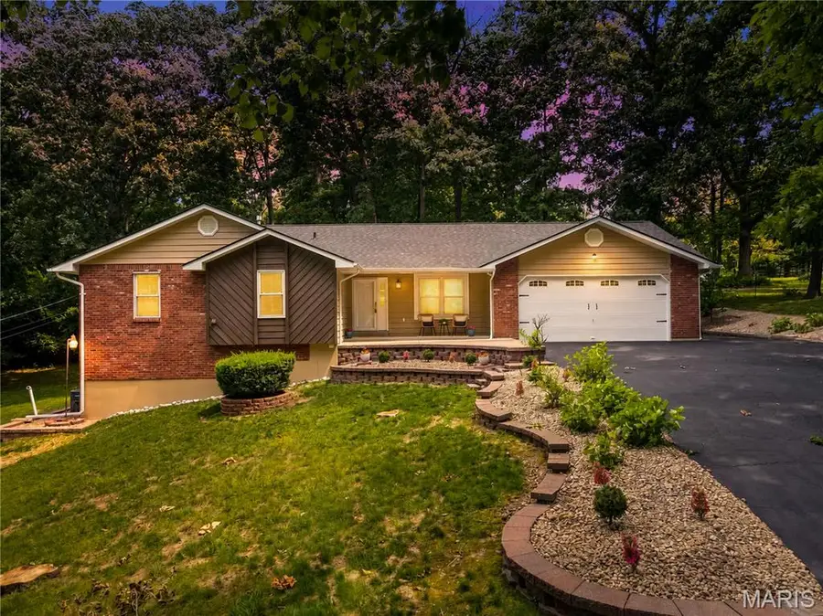800 Pralle Lane, Saint Charles, MO 63303 - #2