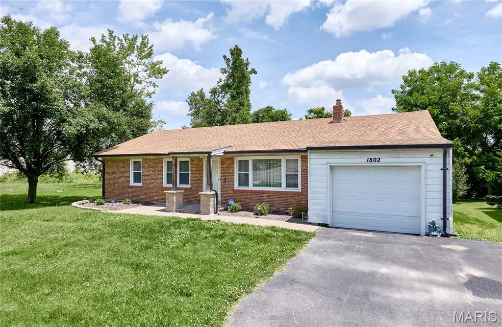 1802 S New Florissant Road, Florissant, MO 63031 - #1