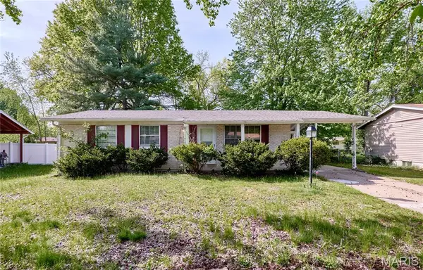 11970 Del Reo Court, St Louis, MO 63138