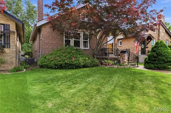 6028 Potomac Street, St Louis, MO 63139