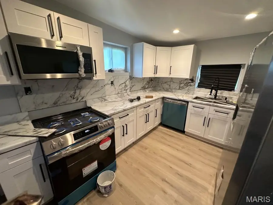 4464 Lee Avenue, Saint Louis, MO 63115 - #3