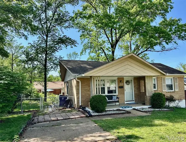 8551 Elsa Avenue, Affton, MO 63123