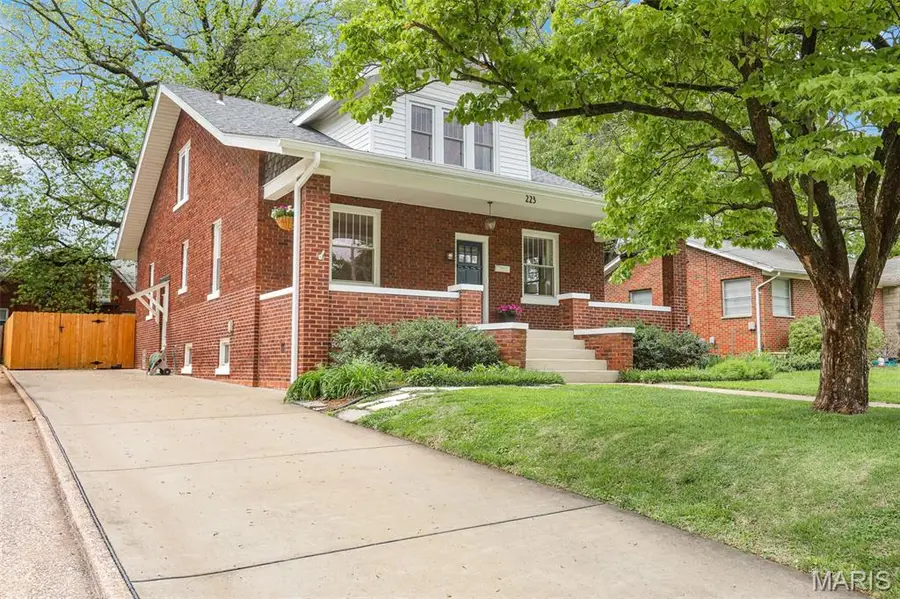 223 N Buchanan Street, Edwardsville, IL 62025 - #3