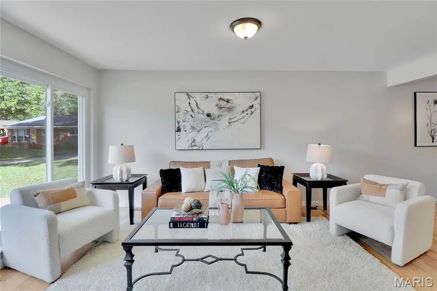 1592 Mendell Drive, University City, MO 63130 - #2