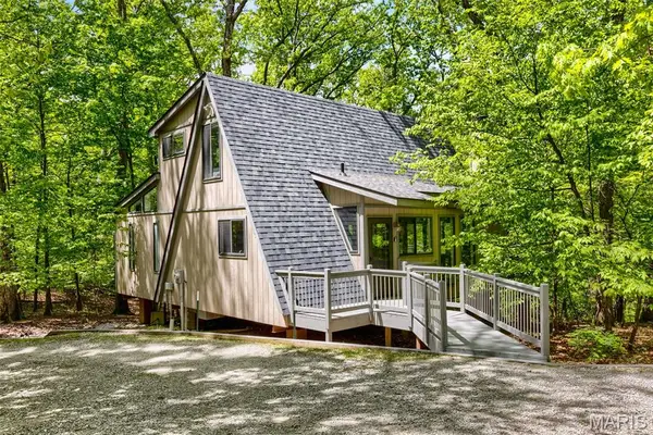1716 Sonnenblick Drive, Innsbrook, MO 63390