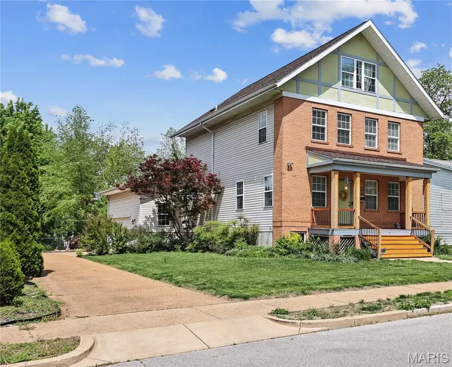 6023 Maple Avenue, Saint Louis, MO 63112 - #2