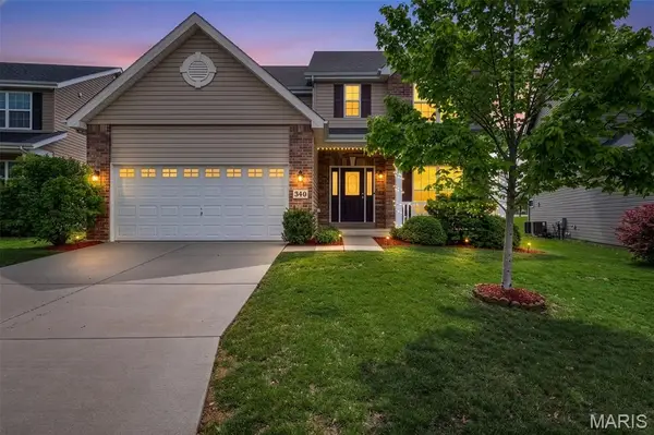 340 Cambridgeshire Court, St Peters, MO 63376