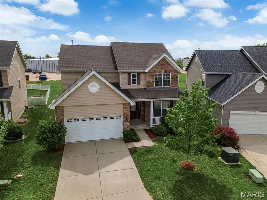 340 Cambridgeshire Court, Saint Peters, MO 63376 - #2