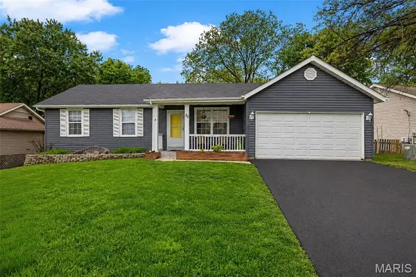 20 Shagbark Court, St Charles, MO 63376