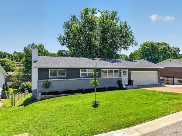 1076 Deborah Drive, Arnold, MO 63010