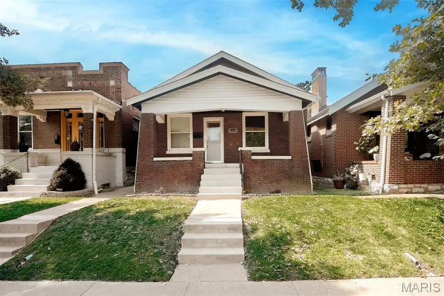 5218 Lisette Avenue, Saint Louis, MO 63109 - #2