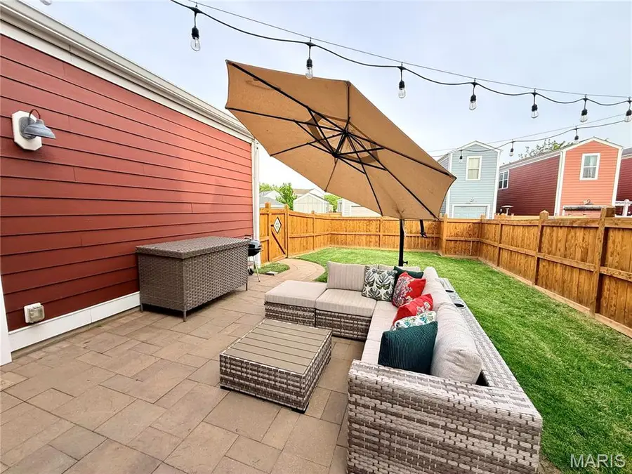 3269 Camp Street, Saint Charles, MO 63301 - #2