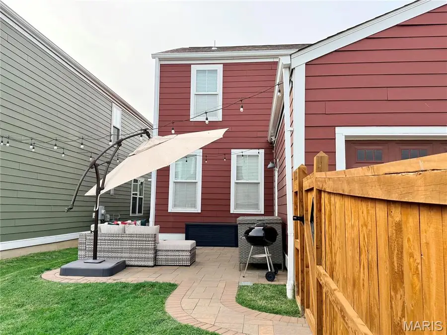 3269 Camp Street, Saint Charles, MO 63301 - #3