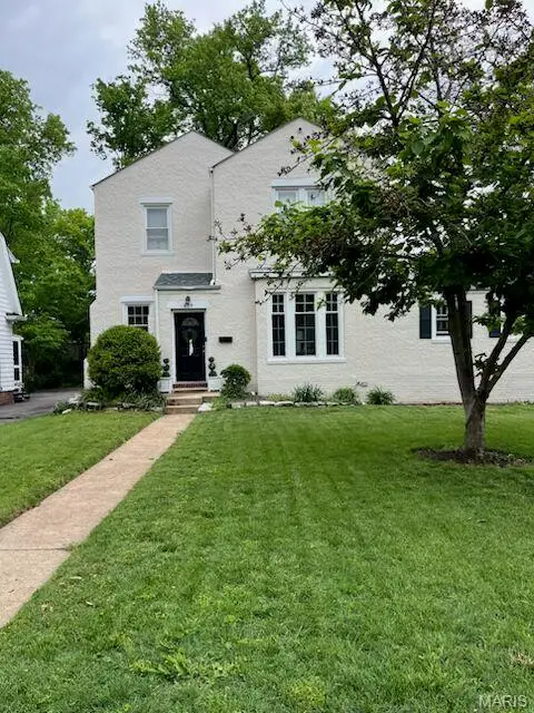 469 Catalina Avenue, Webster Groves, MO 63119