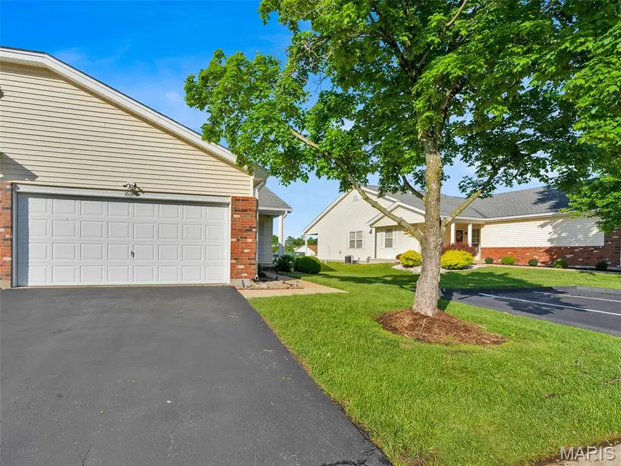 16005 Rose Wreath Lane, Florissant, MO 63034 - #3