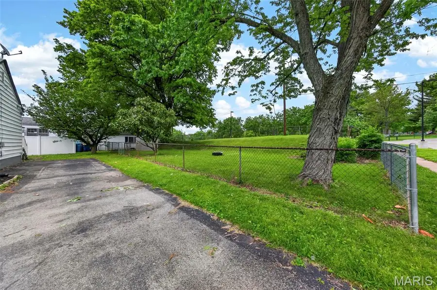 10732 Saint Francis Lane, Saint Ann, MO 63074 - #3
