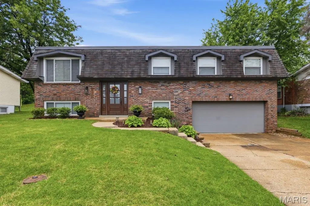 11260 Claywood Drive, Saint Louis, MO 63126 - #1