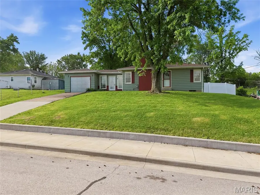 1206 N 5th Street, Festus, MO 63028 - #2