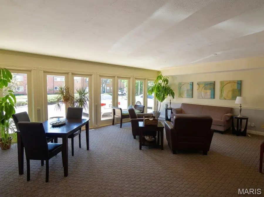 8631 Old Bonhomme Road #3E, Saint Louis, MO 63132 - #2