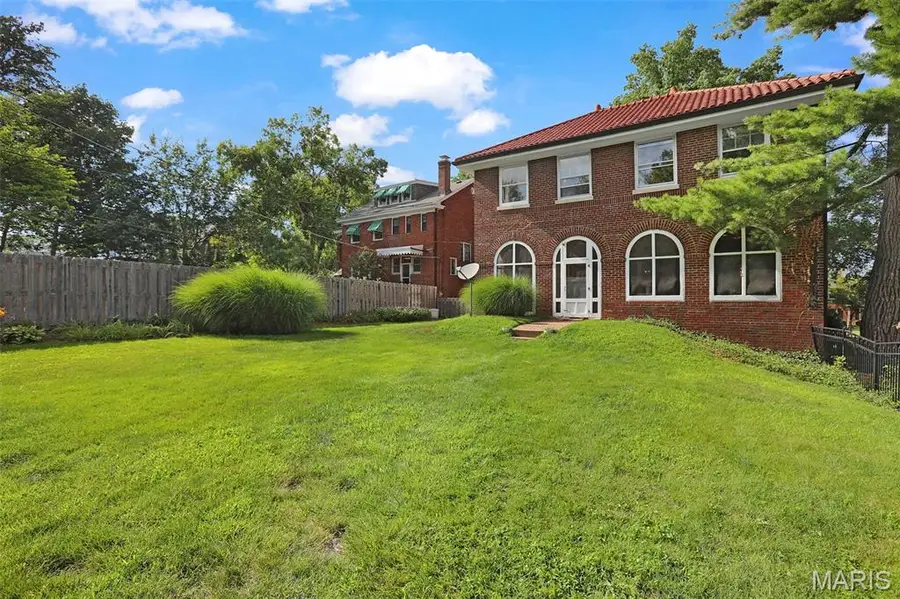 7006 Maryland Avenue, University City, MO 63130 - #2