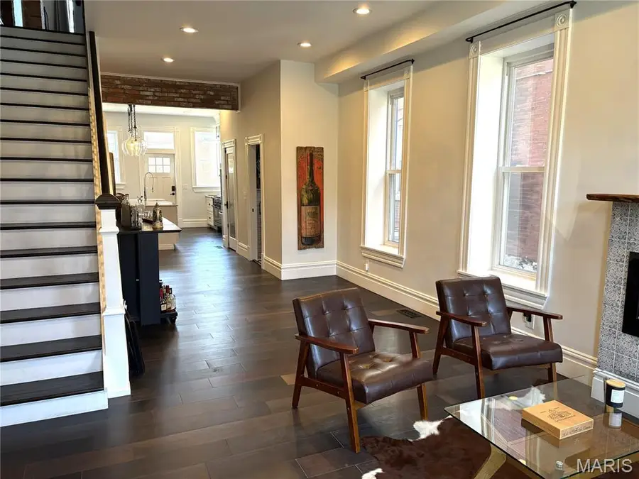 2816 Magnolia Avenue, Saint Louis, MO 63118 - #3