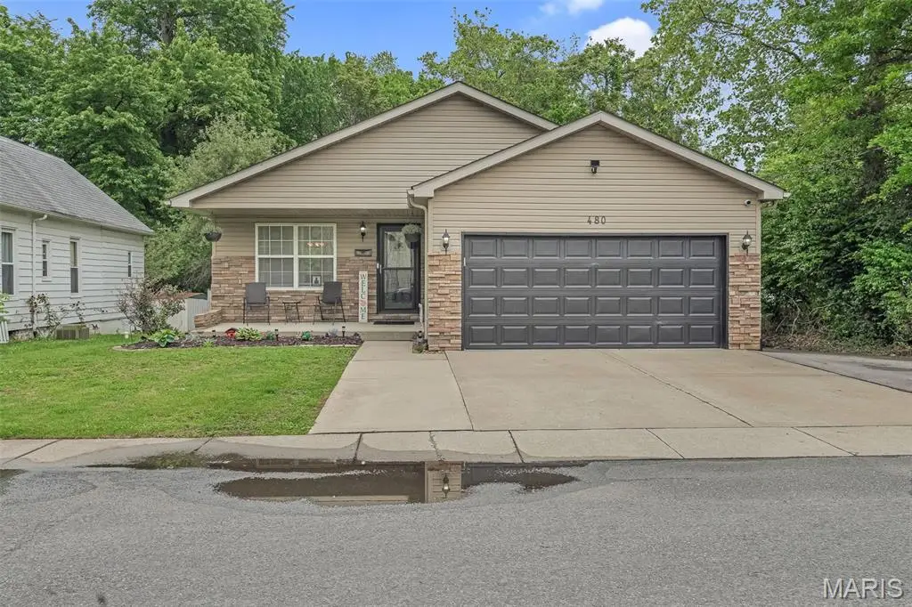 480 W Johnson Street, Collinsville, IL 62234 - #1